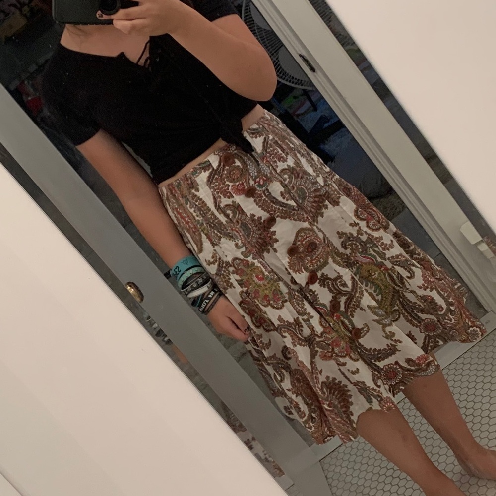 CAbi skirt white with designs